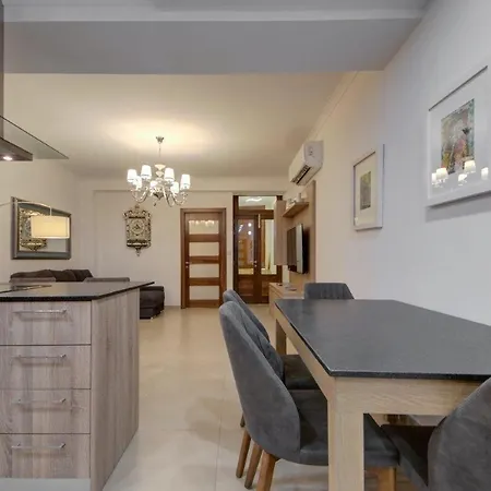 Apartment 2 Bedroom Maisonette In The Heart Of Gudja