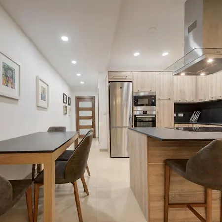 Apartment 2 Bedroom Maisonette In The Heart Of Gudja
